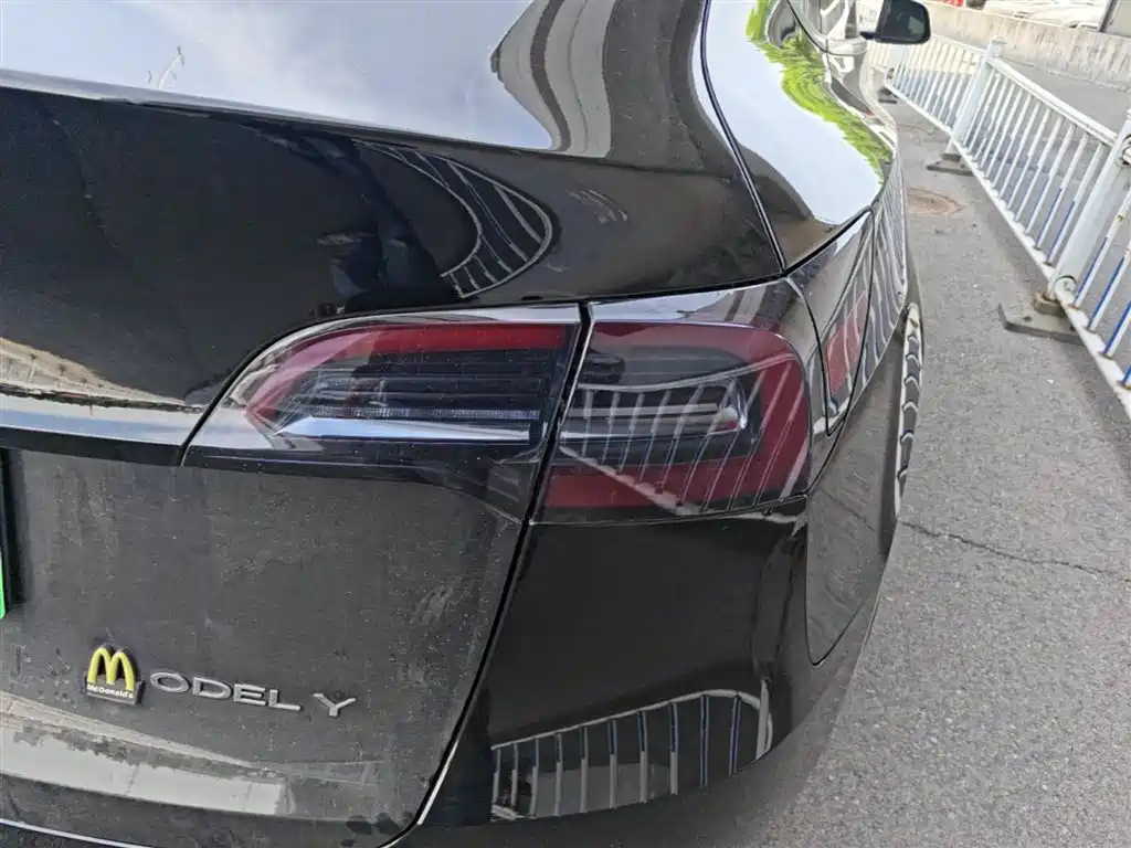 Model Y 2022 facelift rear-wheel drive version купить на сайте DeffCars