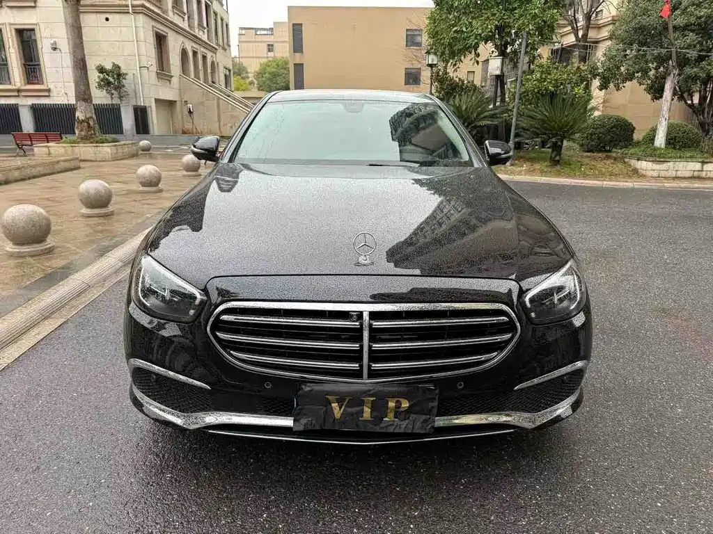 Mercedes-Benz E-Class 2023 E 300 L Luxury Model купить на сайте DeffCars
