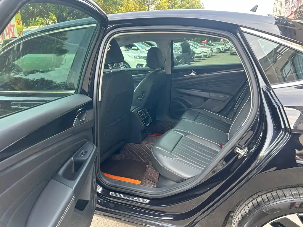 Passat 2022 330TSI Starry Sky Elite Edition купить на сайте DeffCars