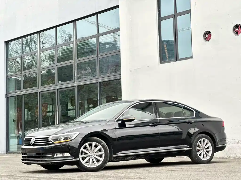Magotan 2019 330TSI DSG leading model National VI купить на сайте DeffCars