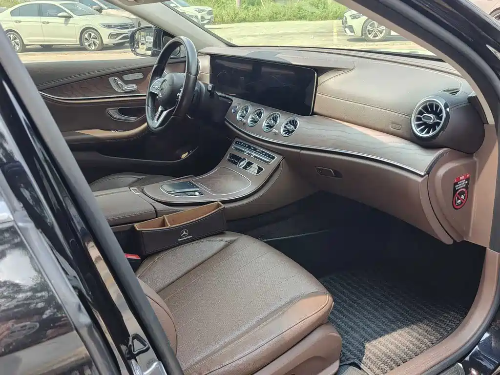 Mercedes-Benz E-Class 2020 E 300 L Fashion купить на сайте DeffCars