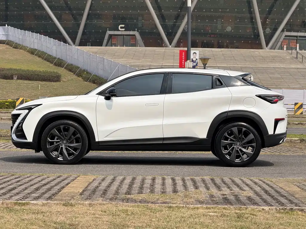 Changan UNI-T 2020 1.5T premium model купить на сайте DeffCars