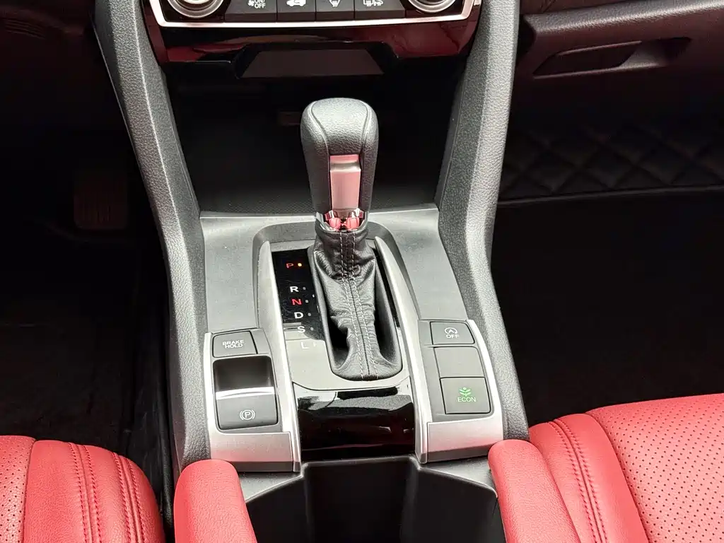 Civic 2019 220TURBO CVT Dynamic Edition National V купить на сайте DeffCars