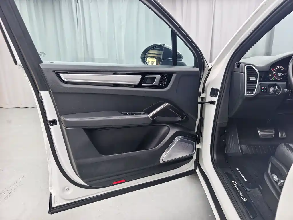 Cayenne 2020 Cayenne S 2.9T купить на сайте DeffCars