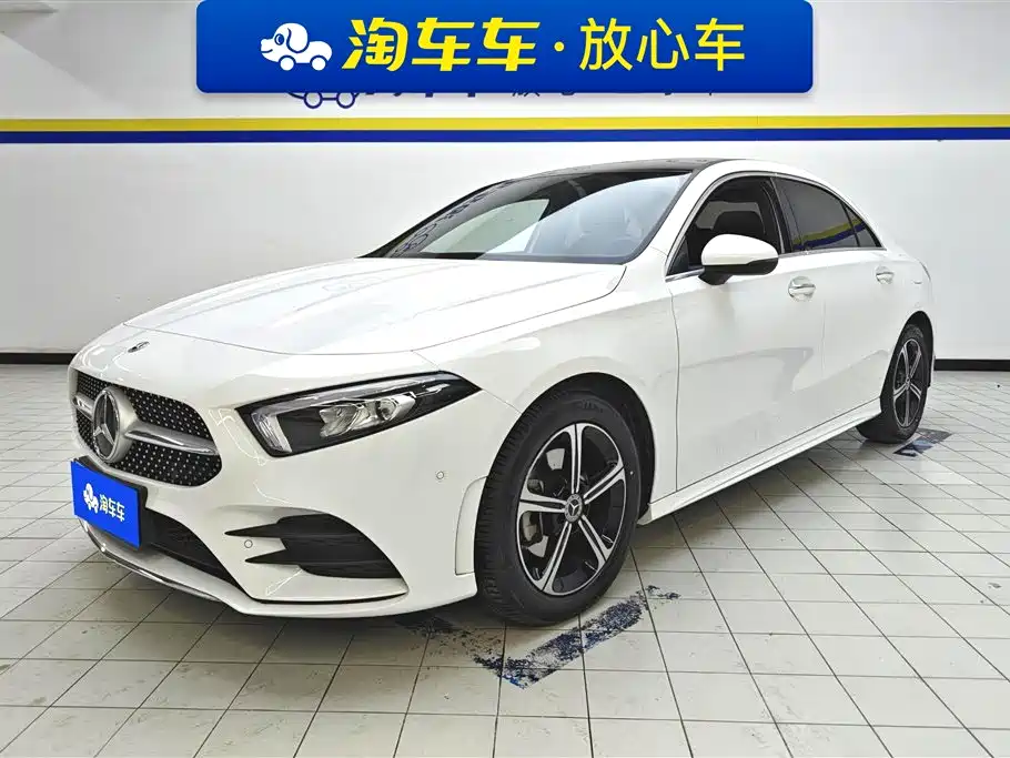 Mercedes-Benz A-Class 2022 Facelift Three A 200 L Sports Sedan Fashionable купить на сайте DeffCars