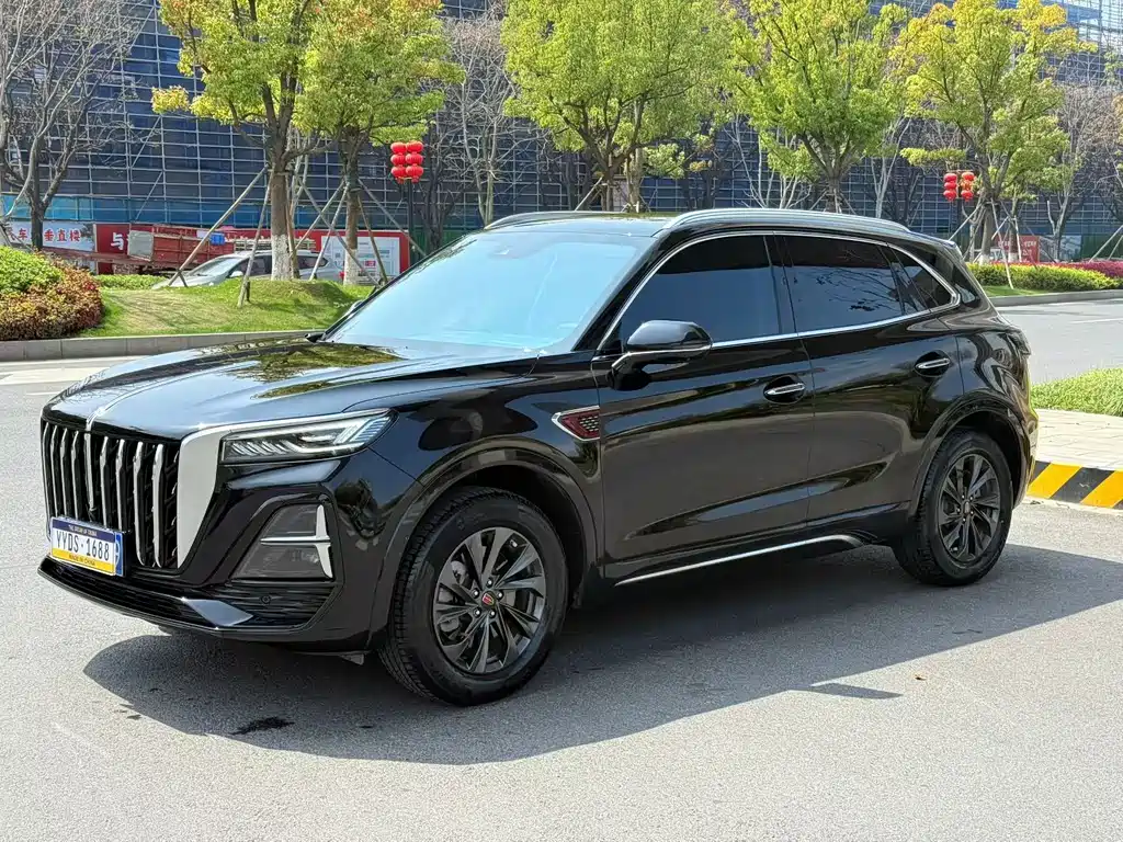 Hongqi HS5 2023 2.0T Qixiang Pro version купить на сайте DeffCars