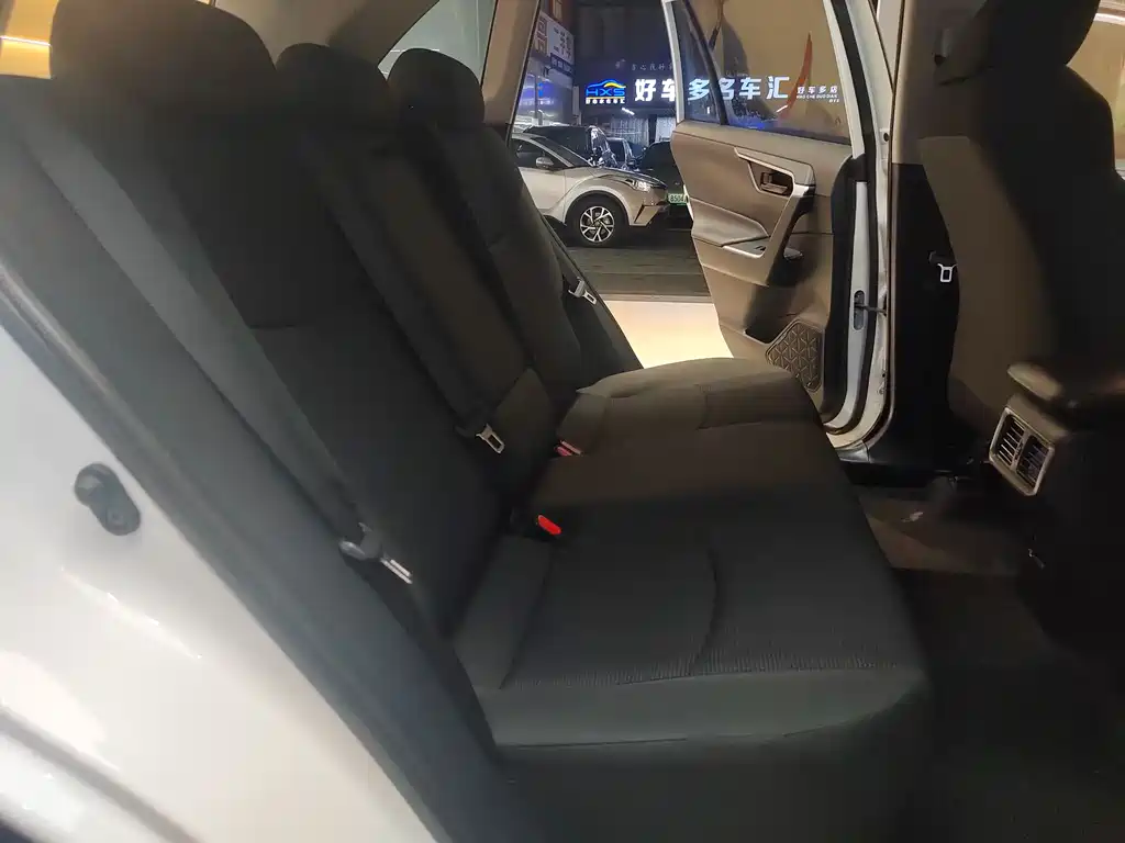 RAV4 Rongfang 2022 2.0L CVT two-wheel drive urban version купить на сайте DeffCars