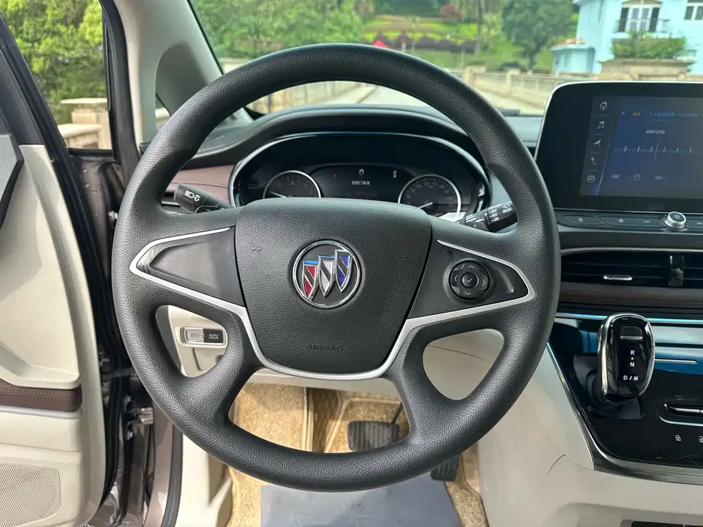 Buick GL8 2023 Land Business Class 652T Smart Luxury купить на сайте DeffCars