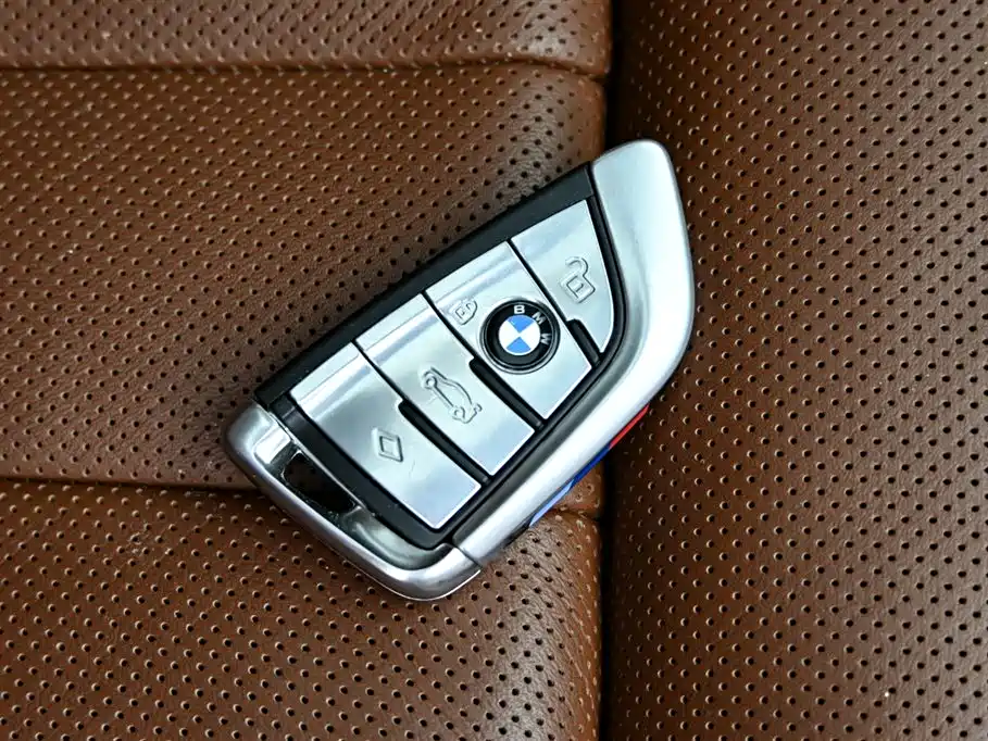 BMW 7 Series 2018 740Li xDrive Exclusive M Sports Package купить на сайте DeffCars
