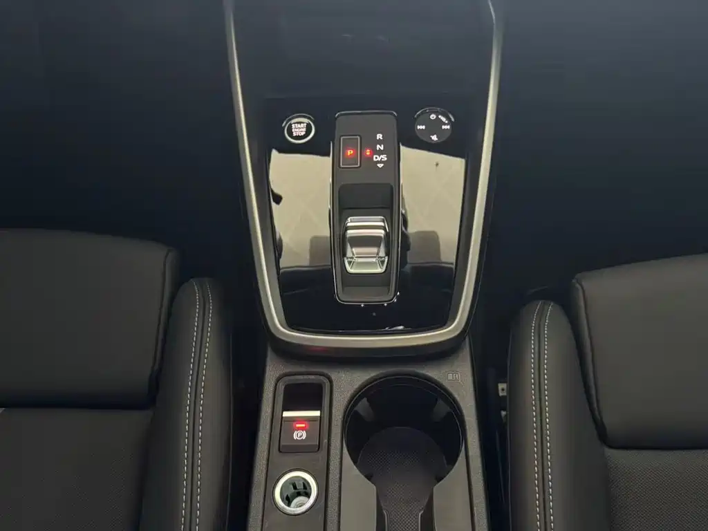 Audi A3 2023 Modified A3L Limousine 35 TFSI Fashion Sporty купить на сайте DeffCars