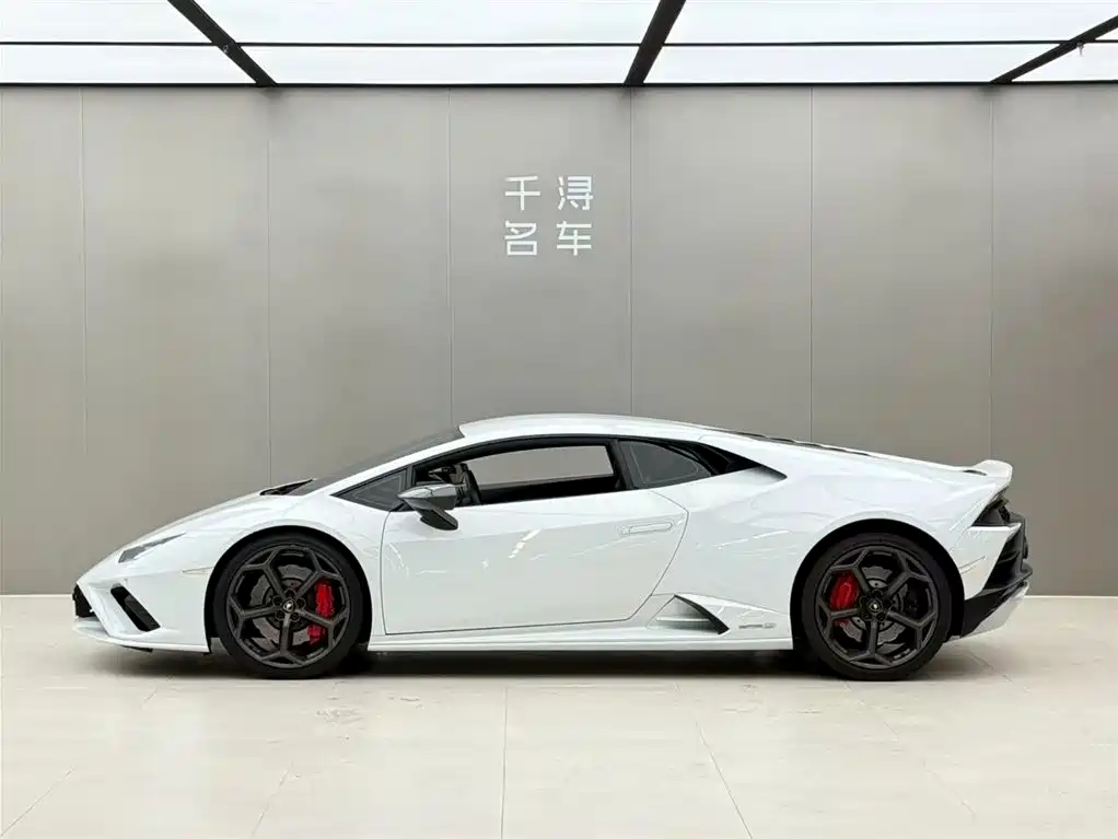 Huracán 2020 Huracán EVO RWD купить на сайте DeffCars