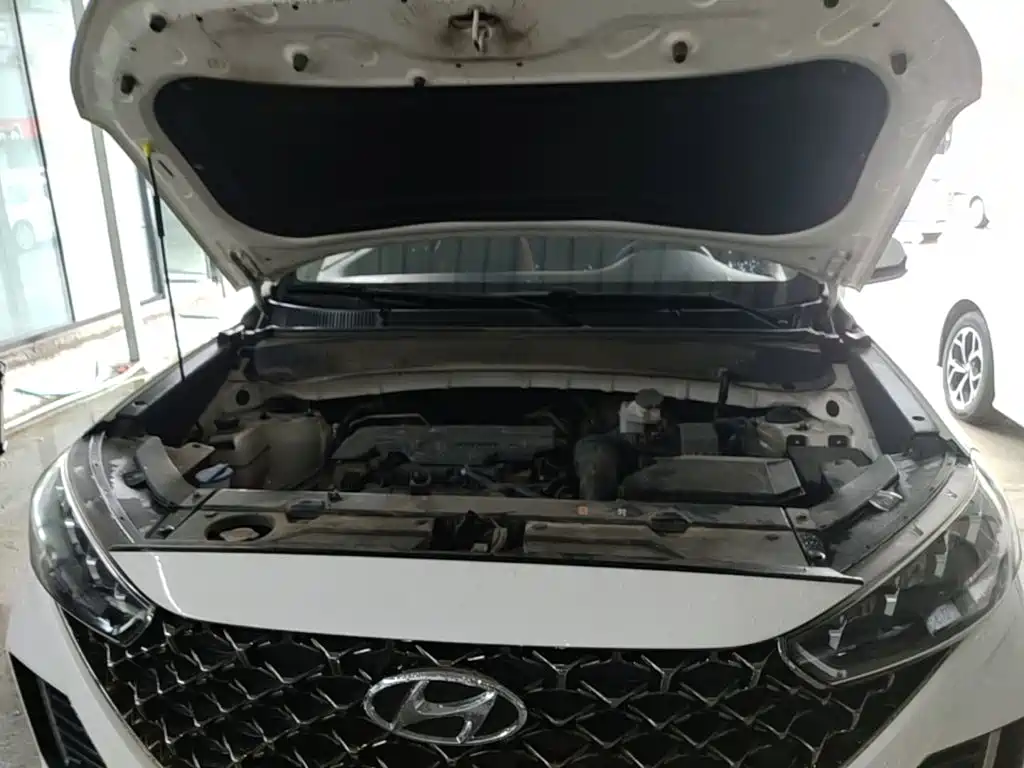 Beijing Hyundai ix35 2021 2.0L automatic two-wheel drive GLS leading version купить на сайте DeffCars