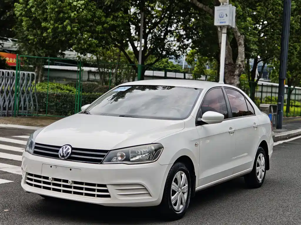 Jetta 2015 Premium Edition 1.6L Automatic Fashion купить на сайте DeffCars