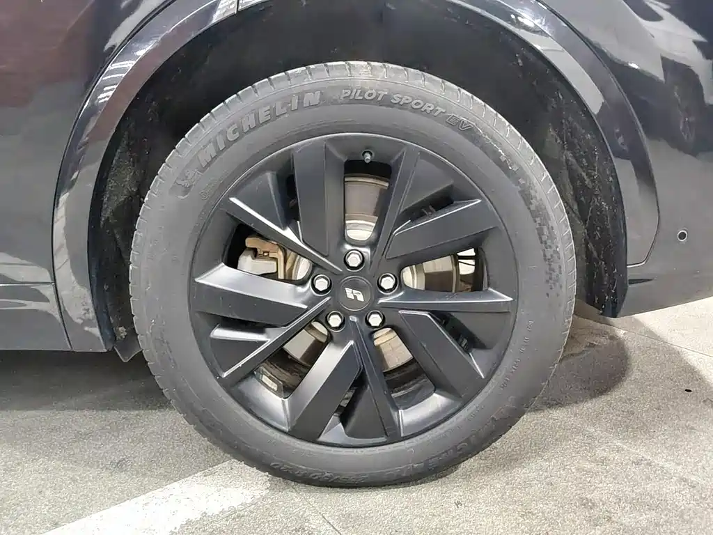 Ideal L7 2023 Air купить на сайте DeffCars