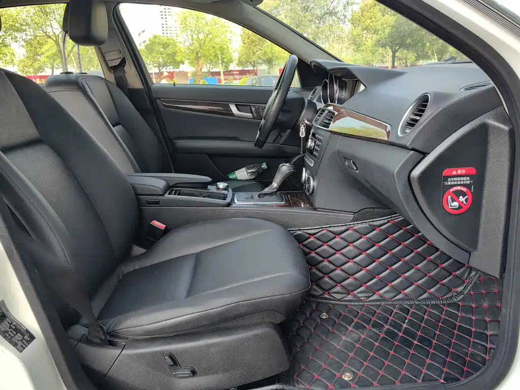 Mercedes-Benz C-Class 2013 C 260 CGI Elegant купить на сайте DeffCars