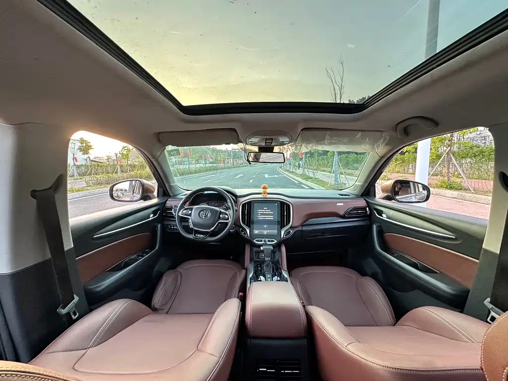 Zhonghua V6 2018 1.5T automatic premium model купить на сайте DeffCars