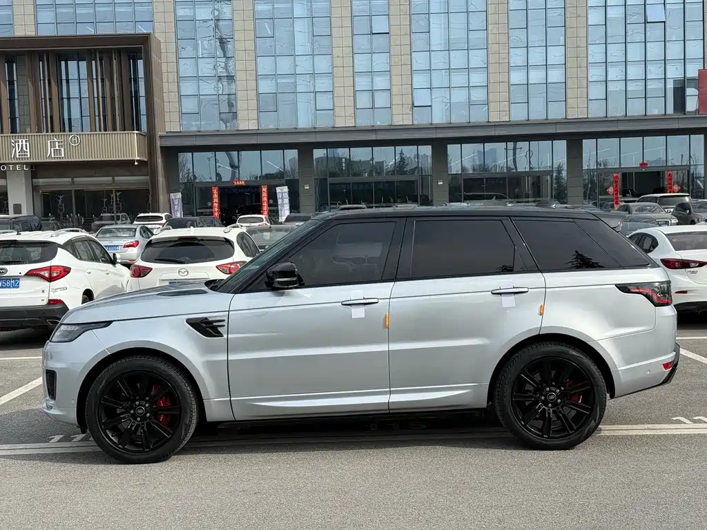 Range Rover Sport 2021 3.0 L6 HST купить на сайте DeffCars