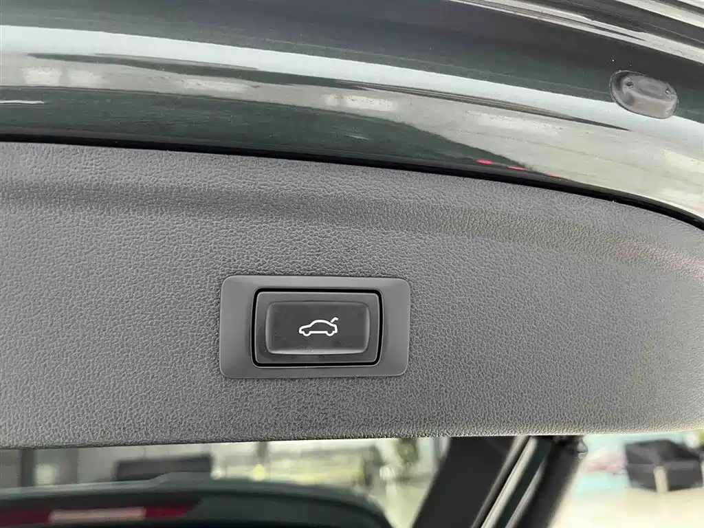 Audi A3 2023 facelift Sportback 35 TFSI stylish and sporty купить на сайте DeffCars