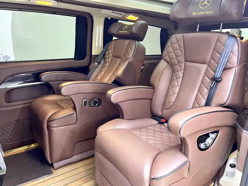Mercedes-Benz V-Class 2018 V 260 L Premium Extended Edition National VI купить на сайте DeffCars