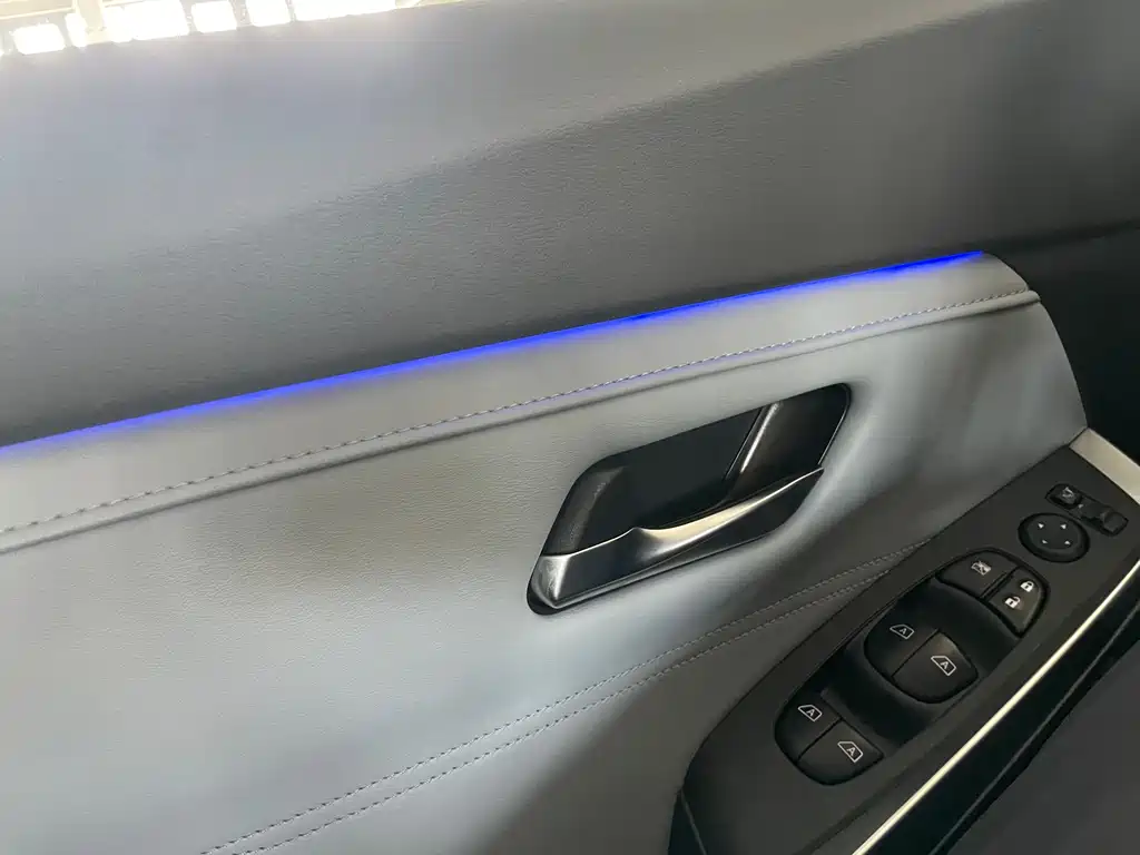 Sylphy 2023 Super Hybrid Electric Drive Ultra Luxury Ultra купить на сайте DeffCars