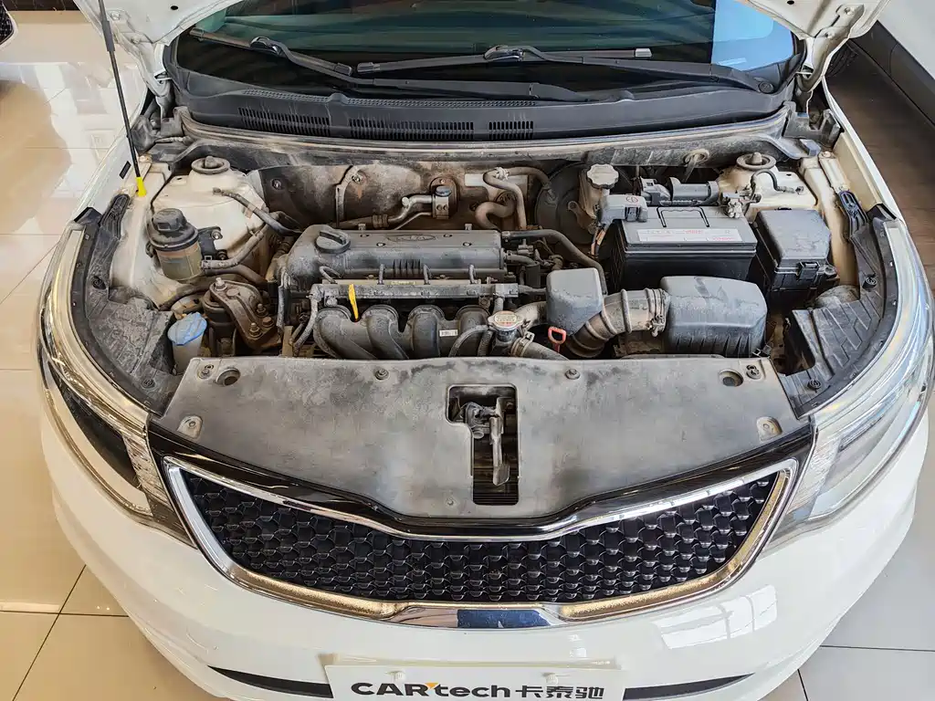Kia K2 2015 hatchback 1.4L AT GLS cool version купить на сайте DeffCars