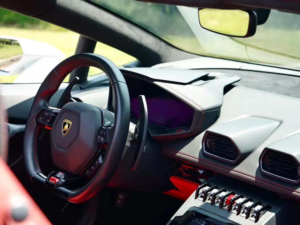 Huracán 2020 Huracán EVO RWD Spyder купить на сайте DeffCars