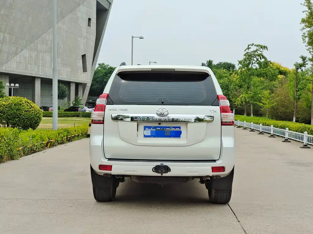Prado 2016 2.7L automatic standard version купить на сайте DeffCars