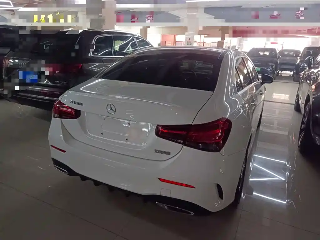 Mercedes-Benz A-Class 2021 facelift A 180 L sports sedan купить на сайте DeffCars
