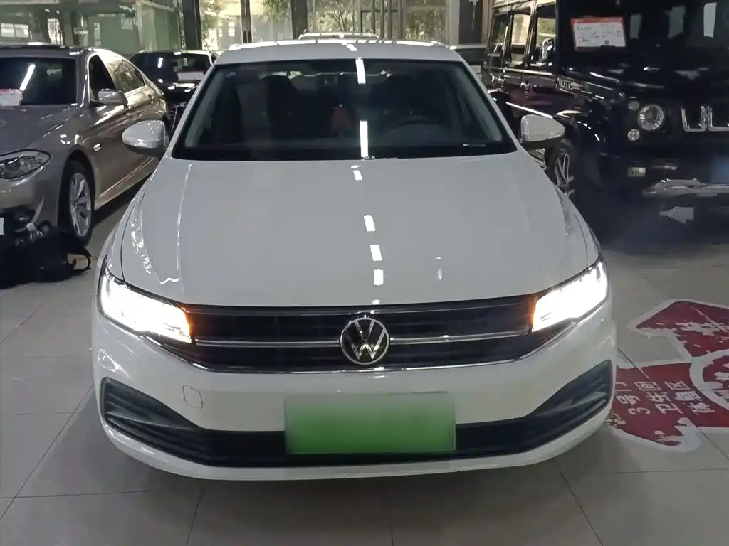 Bora 2021 1.5L automatic fashion smart connected version купить на сайте DeffCars