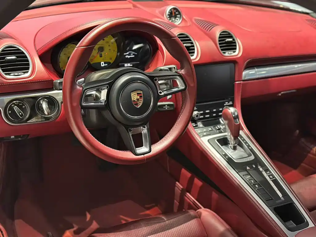 Porsche 718 2018 Cayman 2.0T купить на сайте DeffCars