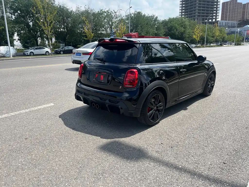 MINI 2022 2.0T COOPER S Artist купить на сайте DeffCars