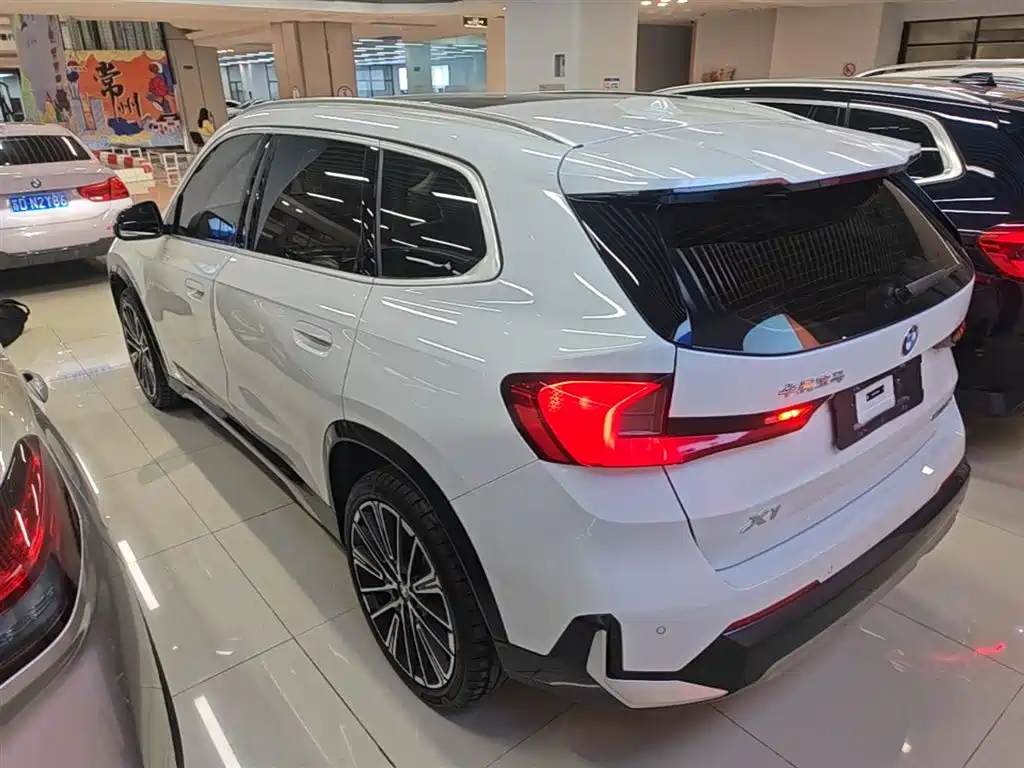BMW X1 2023 xDrive25Li X Design Package купить на сайте DeffCars