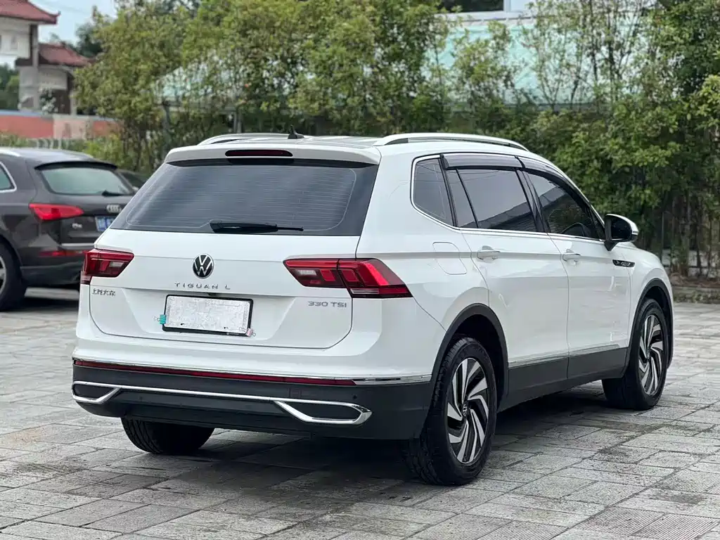 Tiguan L 2023 330TSI automatic two-wheel drive smart version купить на сайте DeffCars