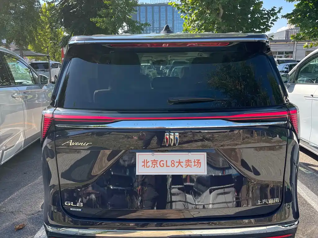 Buick GL8 New Energy 2025 Lu Shang Exclusive Edition купить на сайте DeffCars