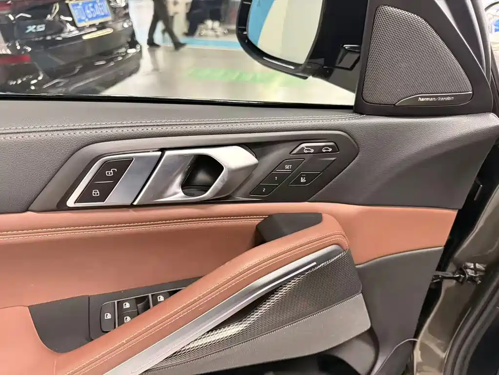 BMW X6 2020 xDrive40i Exclusive M Sports Package купить на сайте DeffCars