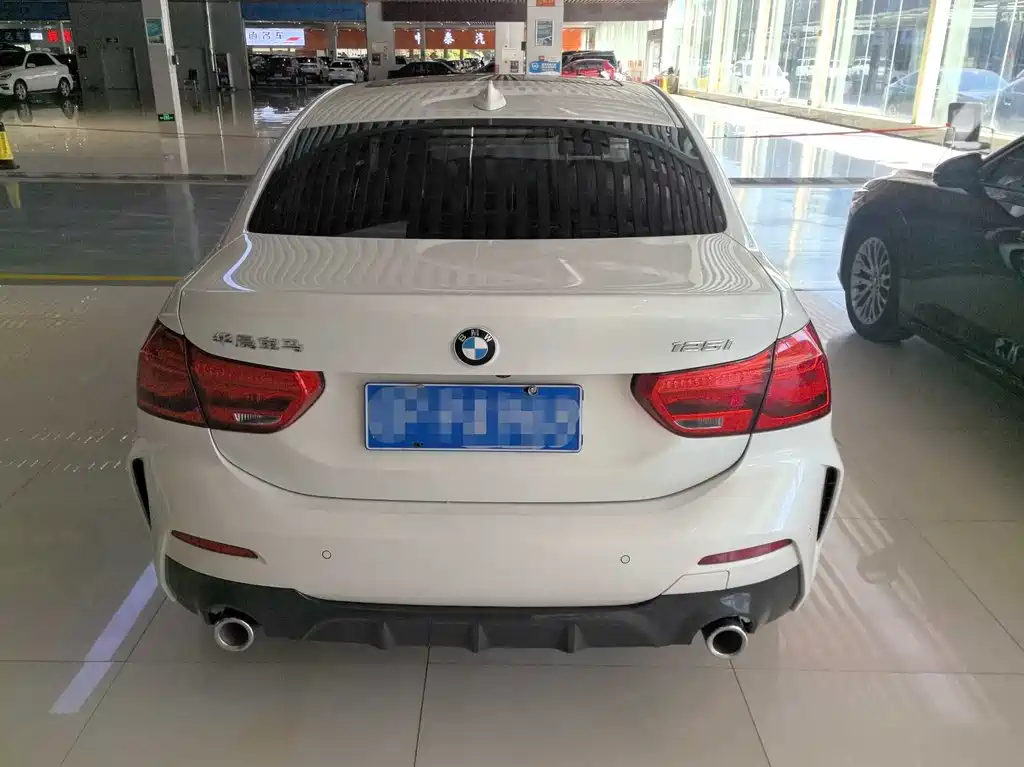 BMW 1 Series 2020 125i Leading M Sports Package купить на сайте DeffCars