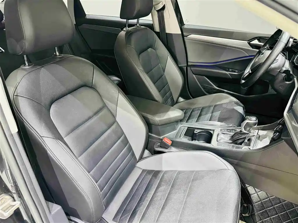 Sagitar 2021 280TSI DSG 30th Anniversary Edition купить на сайте DeffCars
