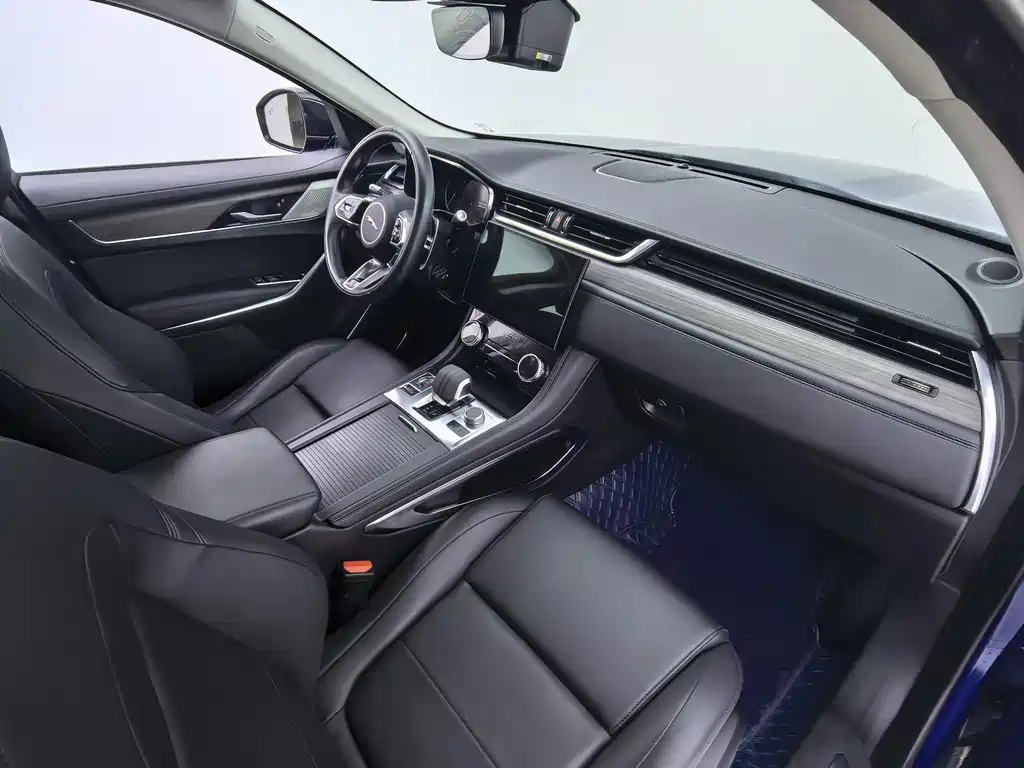 Jaguar F-PACE 2021 250PS купить на сайте DeffCars