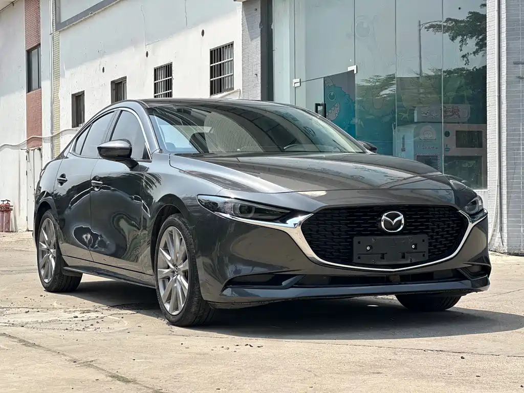 Mazda3 Angkesela 2020 2.0L automatic luxury version купить на сайте DeffCars