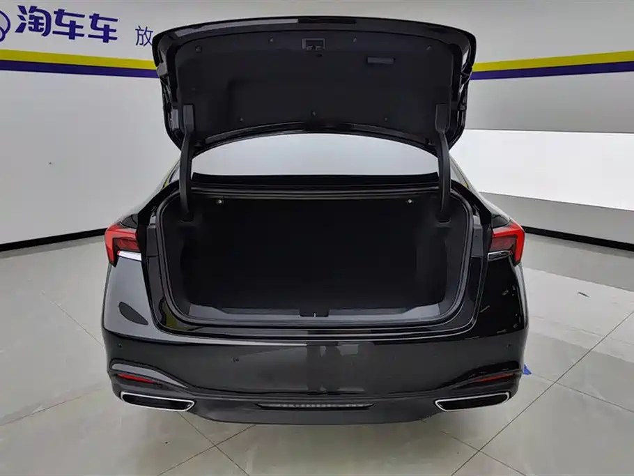 LaCrosse 2023 28T Yuezun Edition купить на сайте DeffCars
