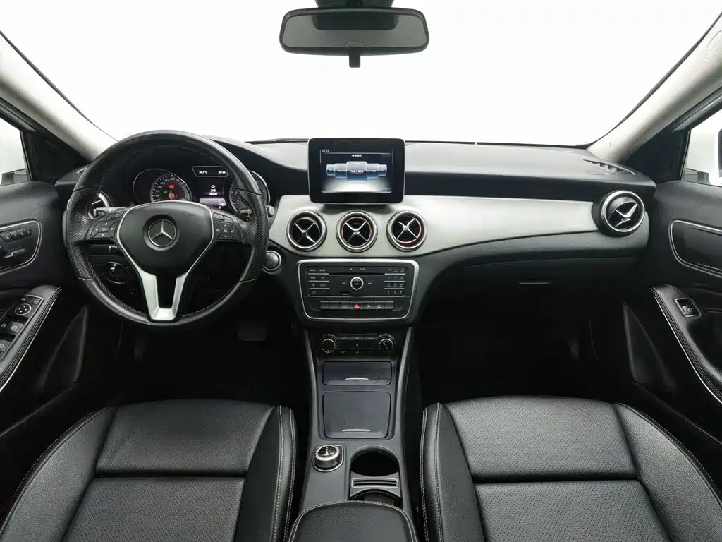 Mercedes-Benz GLA 2016 GLA 200 Dynamic купить на сайте DeffCars