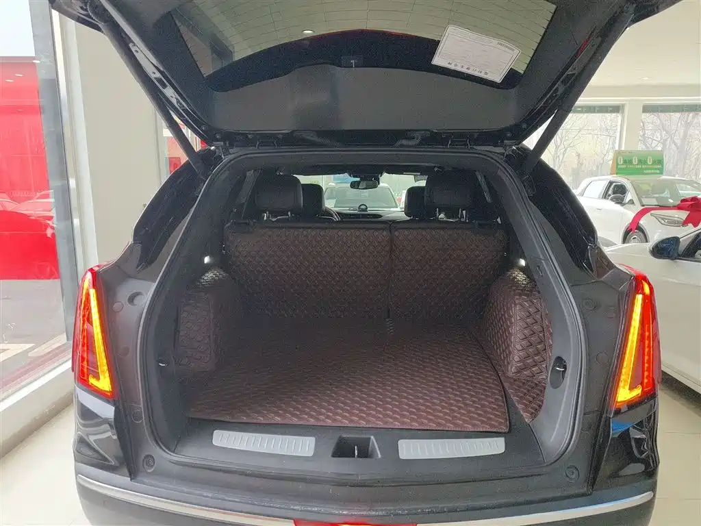 Cadillac XT5 2022 2.0T two-wheel drive luxury model купить на сайте DeffCars
