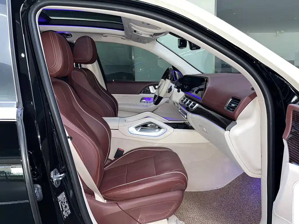 Maybach GLS 2021 GLS 600 4MATIC Gift Edition купить на сайте DeffCars