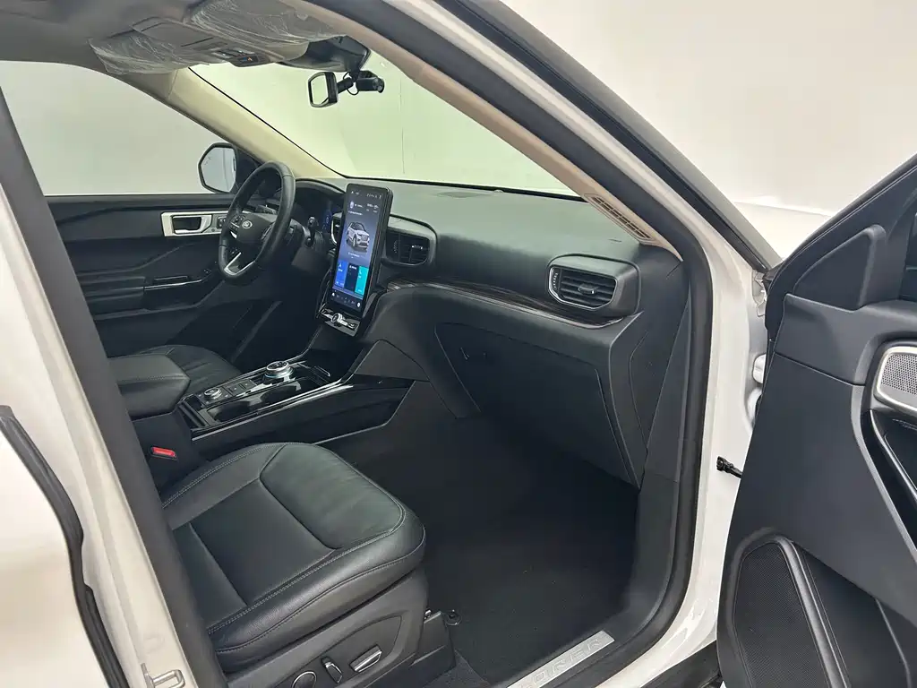Explorer 2020 EcoBoost 285 four-wheel drive titanium version 7 seats купить на сайте DeffCars