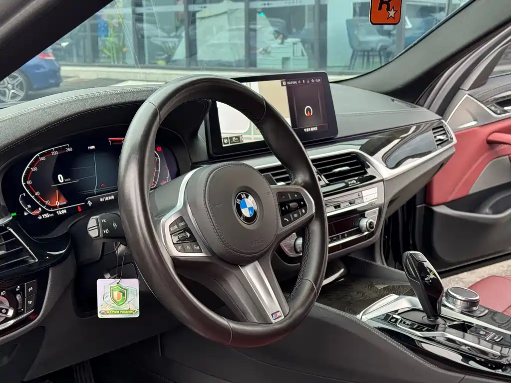 BMW 5 Series 2022 525Li M Sports Package купить на сайте DeffCars