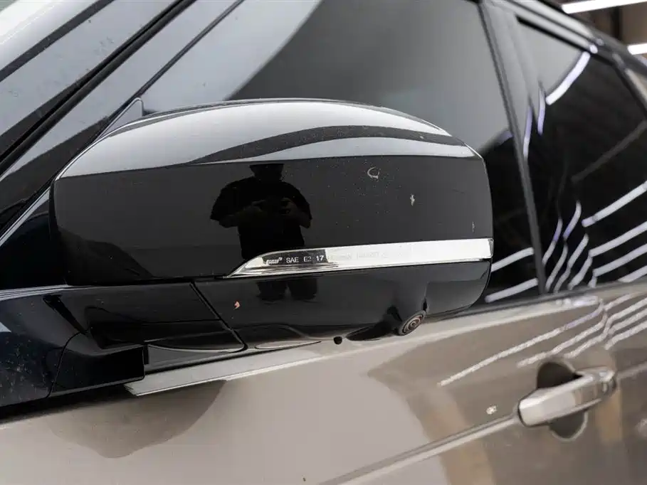 Discover the 2023 facelift 360PS R-Dynamic S купить на сайте DeffCars