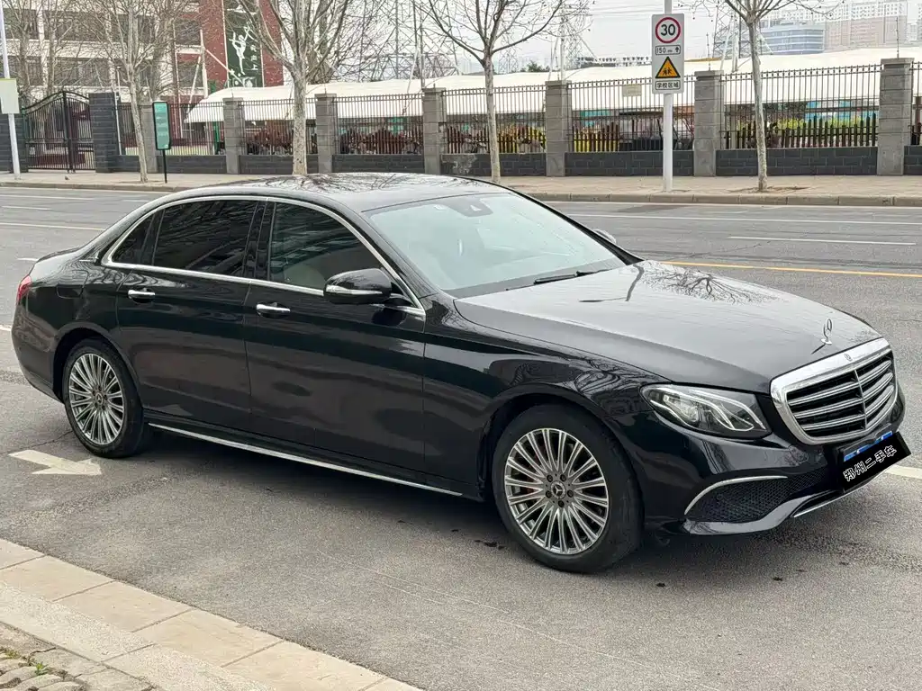 Mercedes-Benz E-Class 2017 E 300 L Luxury Model купить на сайте DeffCars