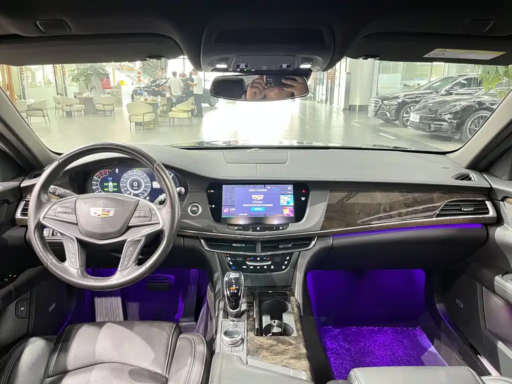Cadillac CT6 2022 28T luxury model купить на сайте DeffCars