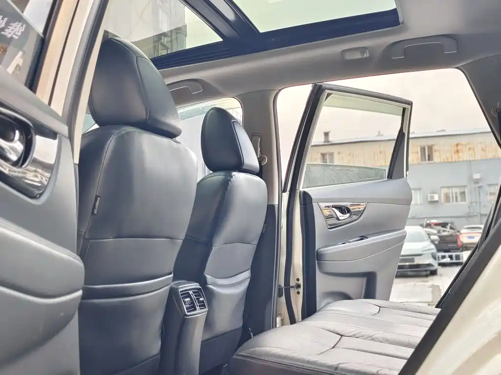 X-Trail 2019 2.0L CVT Intelligent Comfort Edition 2WD купить на сайте DeffCars
