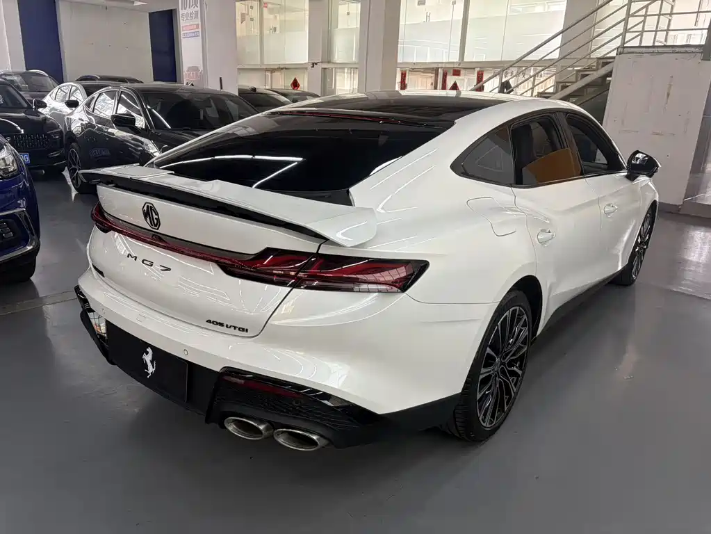 MG7 2023 2.0T Automatic Beauty Hunting Exclusive Edition купить на сайте DeffCars